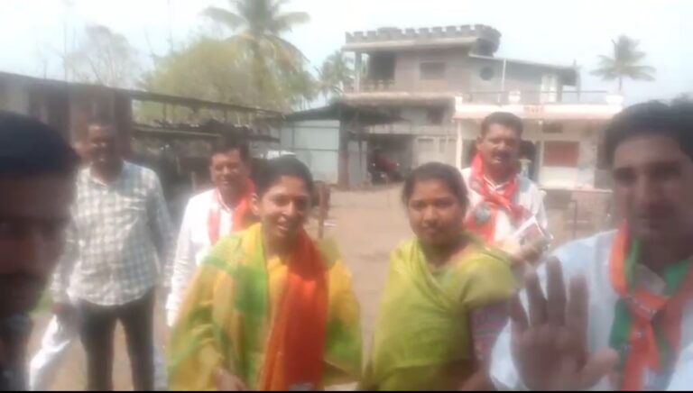 भारतीय जनता पक्षाच्या उमेदवार आणि खासदार रक्षा खडसे यांच्या विरोधात मतदारसंघात आक्रोश आणि असंतोष