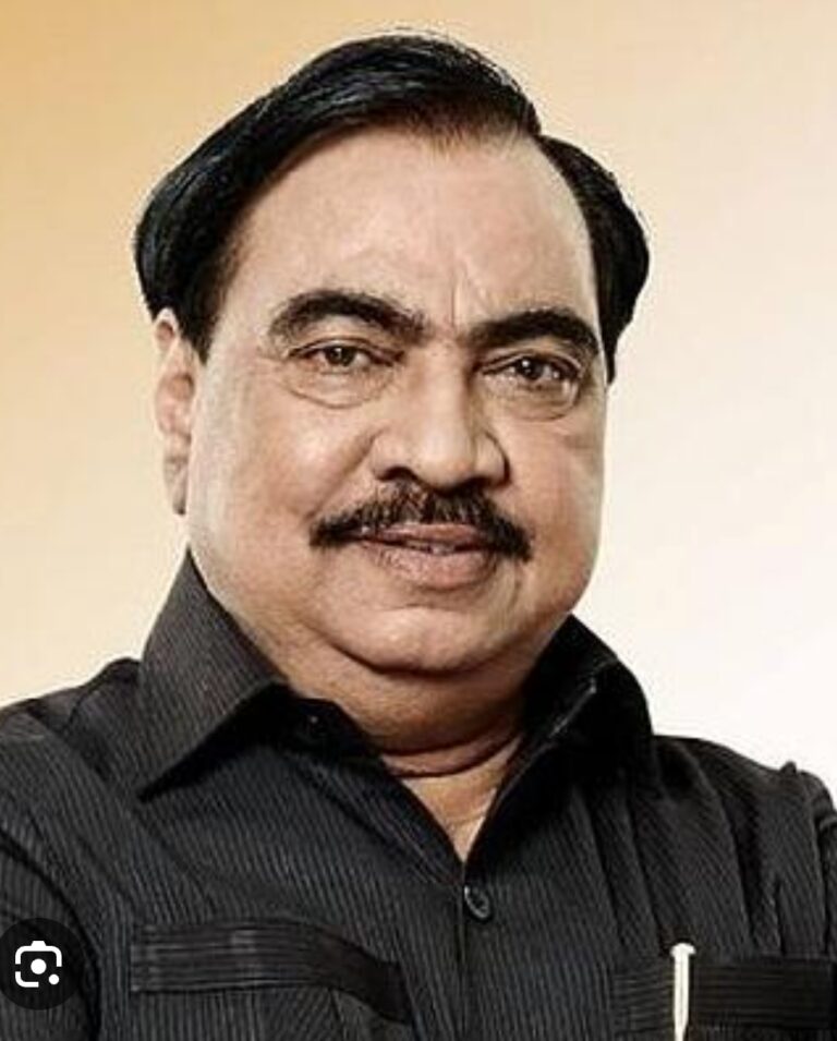 आमदार एकनाथ खडसे यांच्यावर शासकीय कामात हस्तक्षेप केल्याप्रकरणी गुन्हा दाखल